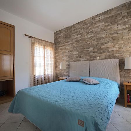 Amphitrite Apartman Mirtiész Kültér fotó