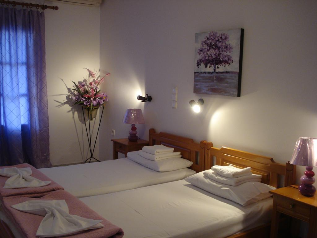 Amphitrite Apartman Mirtiész Kültér fotó