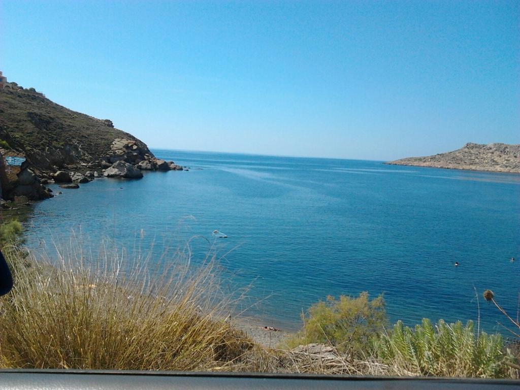 Amphitrite Apartman Mirtiész Kültér fotó