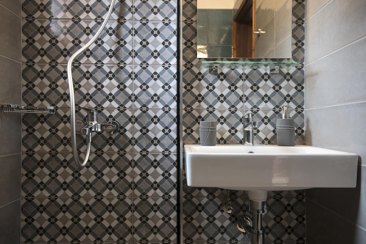 Amphitrite Apartman Mirtiész Kültér fotó