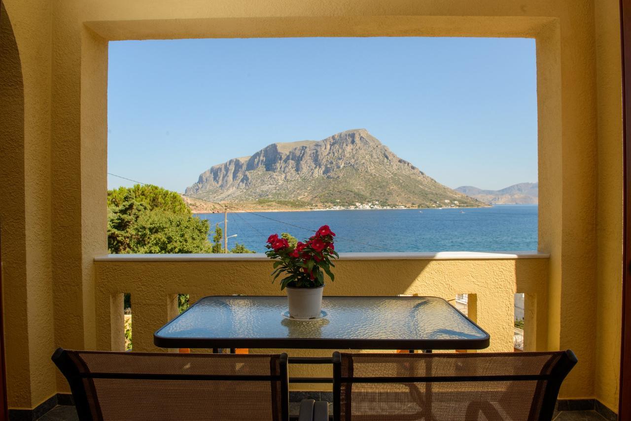 Amphitrite Apartman Mirtiész Kültér fotó