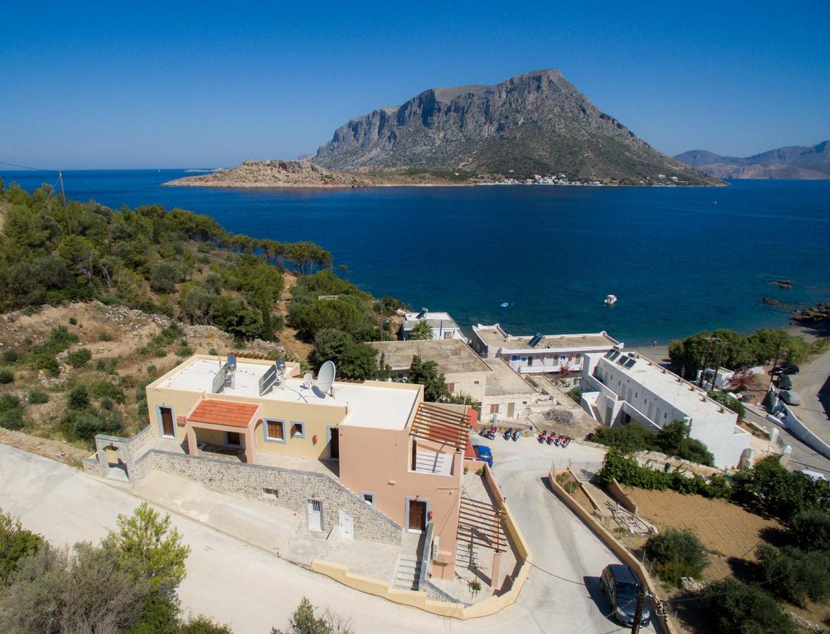 Amphitrite Apartman Mirtiész Kültér fotó