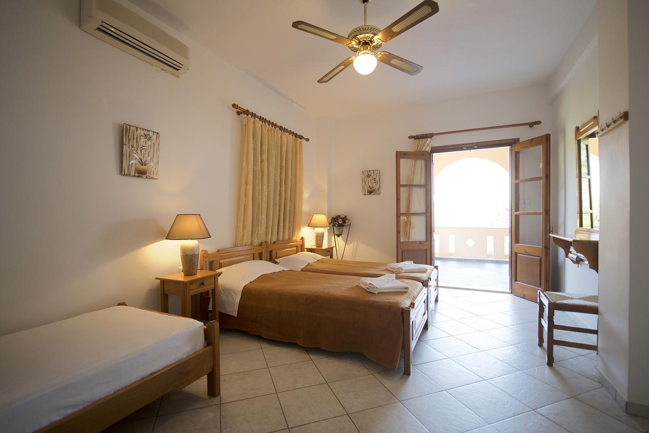 Amphitrite Apartman Mirtiész Kültér fotó