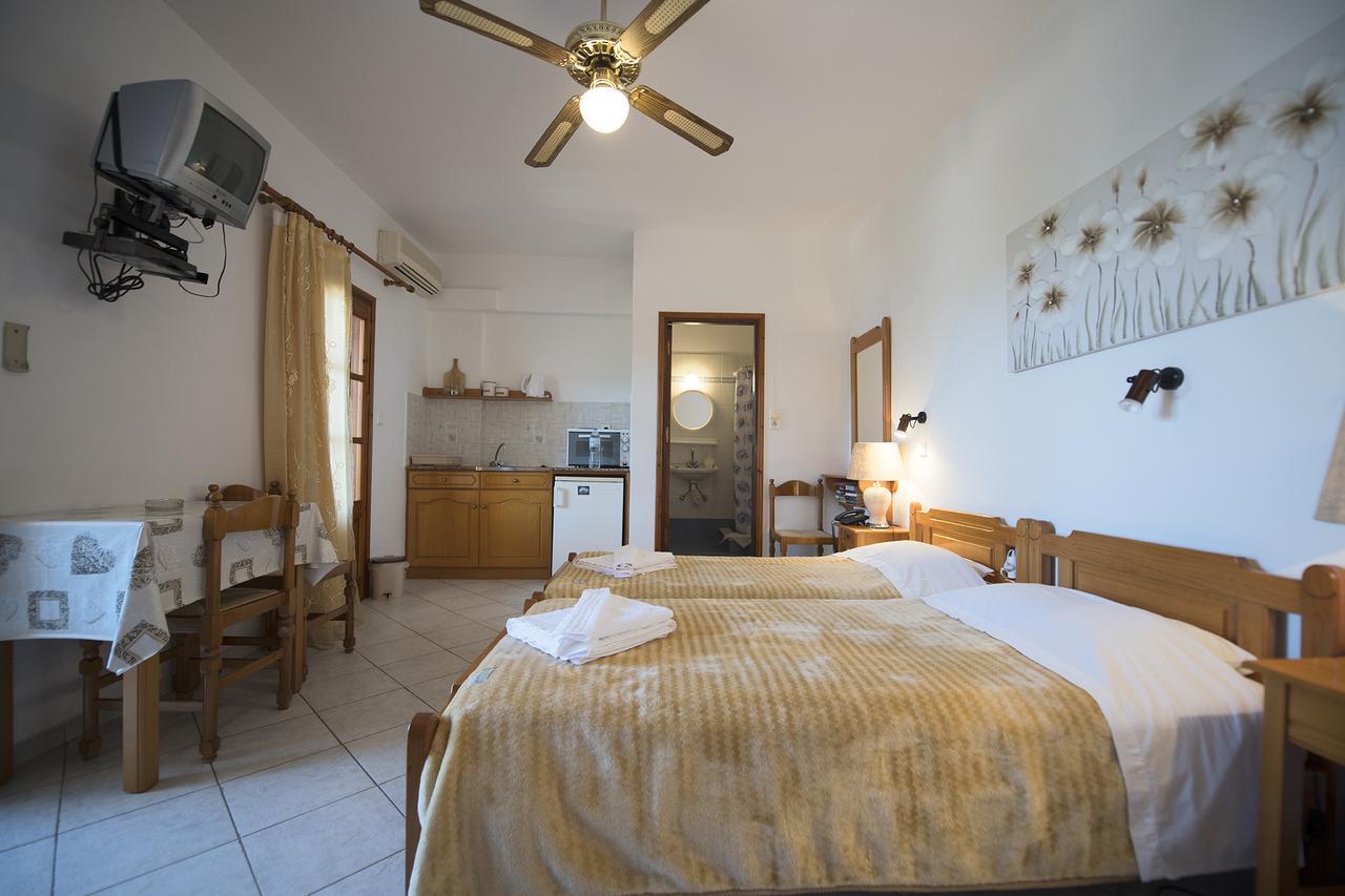 Amphitrite Apartman Mirtiész Kültér fotó